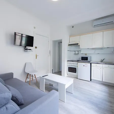 La 111 Apartment
